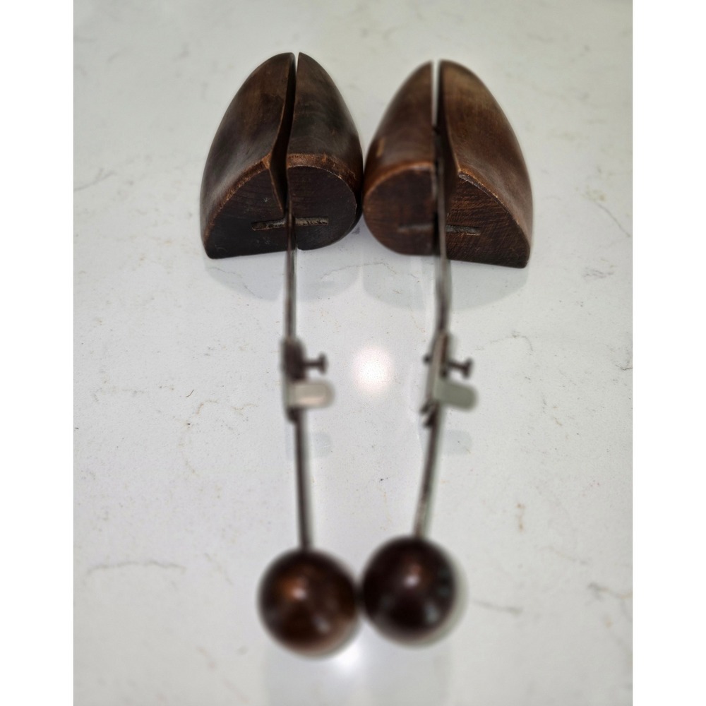 Vintage Wooden Shoe Trees Adjustable Split Toe Metal Hardware Pair Brown - Picture 3 of 3